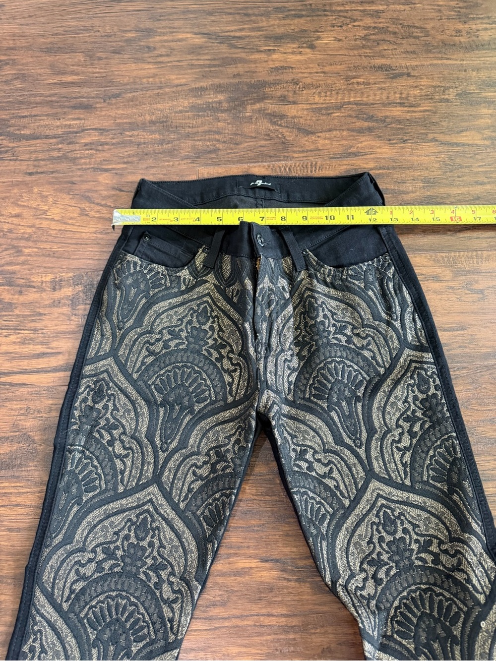 7 For All Mankind Women's Black & Gold Design Jeans Size 25 - Picture 9 of 10